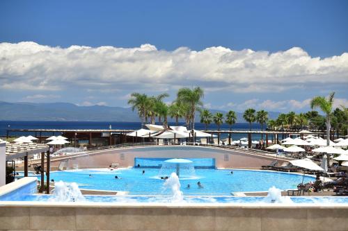 Miraggio Thermal Spa Resort — Pool view