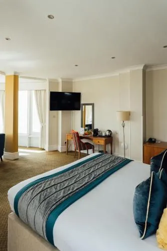 Queens Hotel & Spa photo 34