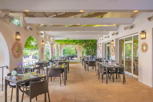Restaurace v ubytování Mercure Antibes Sophia Antipolis