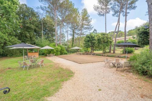Zahrada ubytování Mercure Antibes Sophia Antipolis