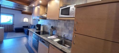 Apartments RIFA - Gaschurnにあるキッチンまたは簡易キッチン