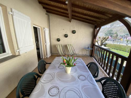 Photo de la galerie de l'établissement La maison du Tour de ville, à Cajarc