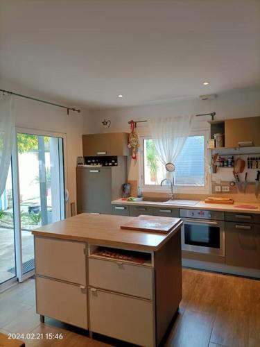 Photo de la galerie de l'établissement Maison Angeline, 2 chambres, proche centre La Rochelle et île de Ré, à Lagord