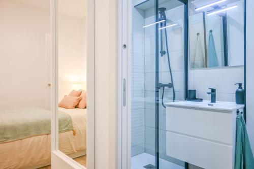 For You Rentals Apartamento temporal Moderno en Acacias con Excelente Ubicación en el Centro de Madrid PDE571