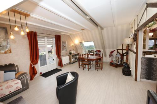 Gallery image of Le clocher aux cigognes au village de Bergheim in Bergheim