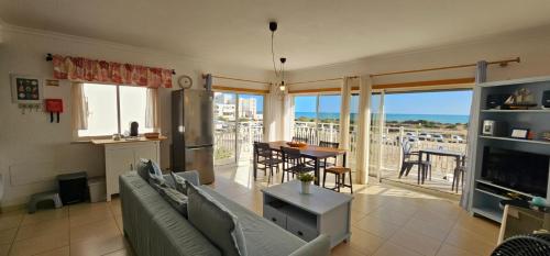 1C Praia Mar Sol - Casas & Papeis