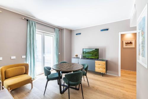 Easylife - Milano - Buonaparte 68S - Castello Sforzesco
