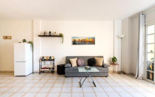 Spacious 1BR Apartment & Heated Pool & Terrace with amazing Views & Wifi in Costa Adeje by Aqua Vista Tenerife