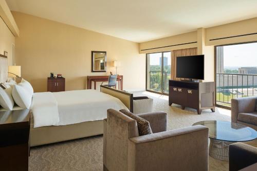 The Westin Kansas City at Crown Center Image