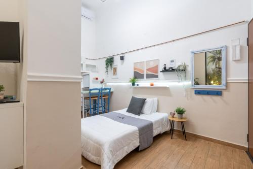 Rhome Hub Vatican Apartment