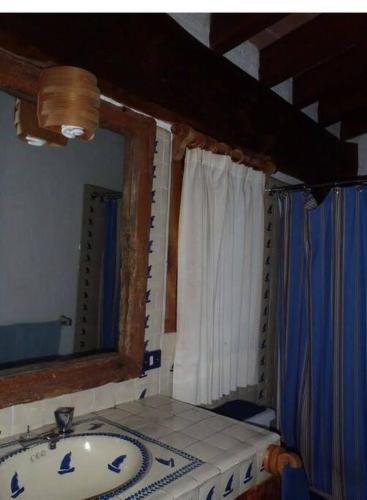 Ένα μπάνιο στο Casa Vallesana, en el Coporito