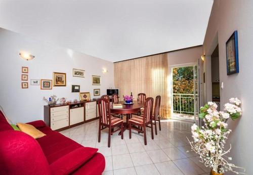 House Lido