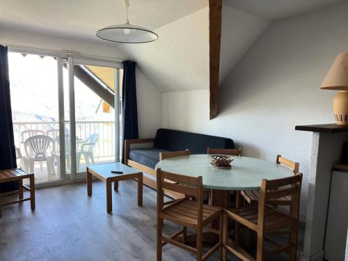 Résidence Balcons Du Soleil 1 - T2/6pers BALCONS DU SOLEIL 71- Peyresourde MAE-9404