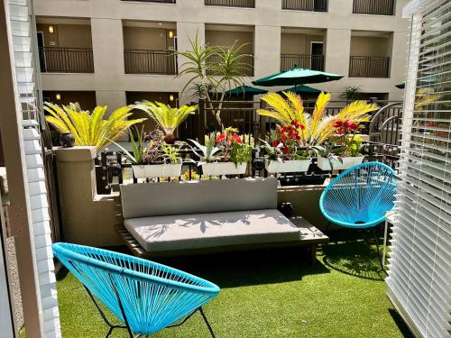 Κήπος έξω από το Allura Little Italy - 2 BR in Downtown's Top Spot