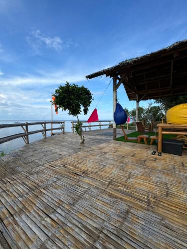 Landskap semula jadi dekat dengan rumah tamu ini