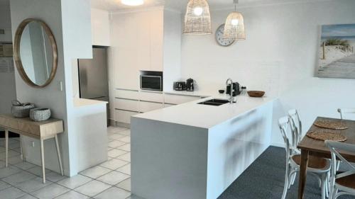 Dapur atau dapur kecil di The Moorings Unit 508