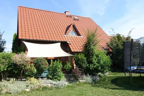 Zahrada ubytování Schönes großes Haus in Neubrandenburg zentrum-, strandnah