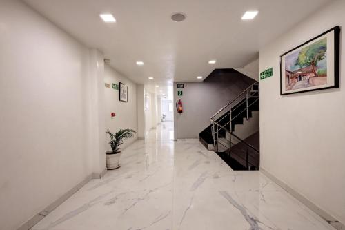 ニューデリーにあるHotel The Rasa Near Welcome Metro Stationのギャラリーの写真