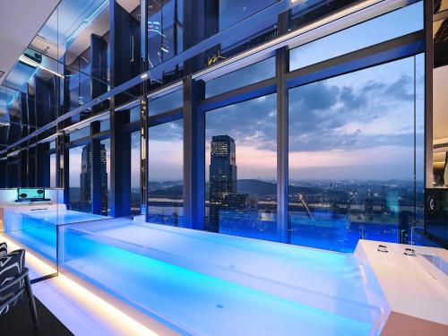 Imagen de la galería de ISEYA Panoramic Hotel Changsha Wuyi Square Flagship, en Changsha