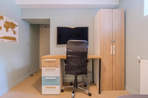 Apt T5 rénové avec bureau jardin et parking en centre ville photo 33