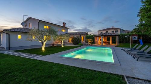 Villa Gemini by Villas Holiday