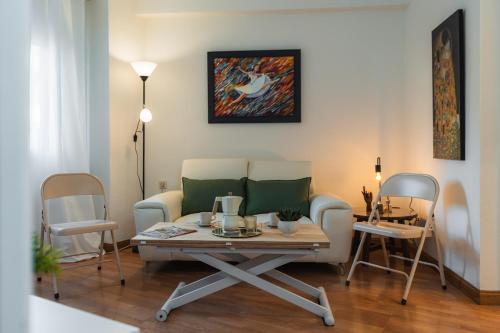 tuGuest Maestro Breton Apartment