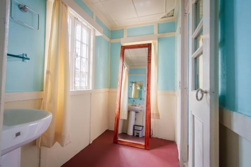 Ένα μπάνιο στο OOtO Homestay