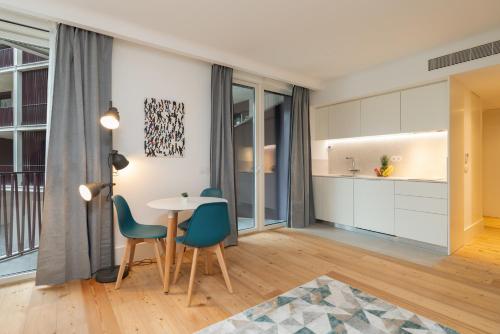 Urban Stylish Studio with Balcony