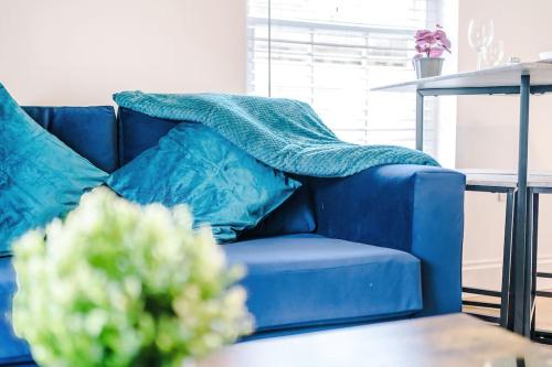 Posezení v ubytování Sleeps 4, Duplex Apartment, Long Term Disc