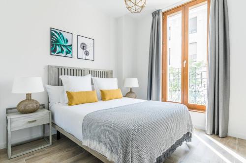 Feelathome Goya Apartments