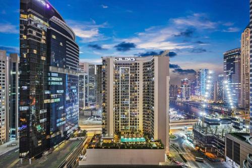 Luxury 1BR in Business Bay - Close to Dubai Mall, Burj Khalifa & City Sights