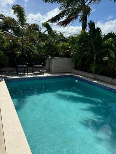 Πισίνα στο ή κοντά στο Elegance, Ochi Rios - 2BR Oasis with Exclusive Private Pool!"