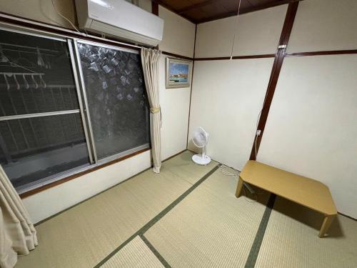 Foto dalla galleria di AnNam Stay HOTARUGAIKE - - whole two story house rental a Toyonaka