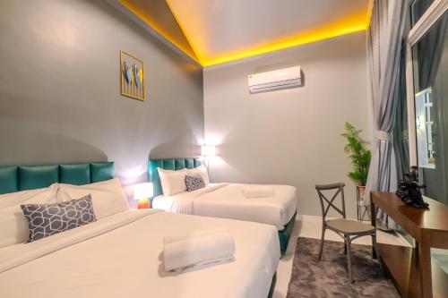Postel nebo postele na pokoji v ubytování BellaBella Private Pool Villa Hua Hin