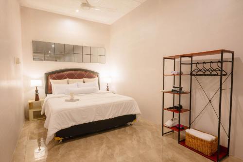Giường trong phòng chung tại CBD Studio1 Next to Sun Plaza City Center!