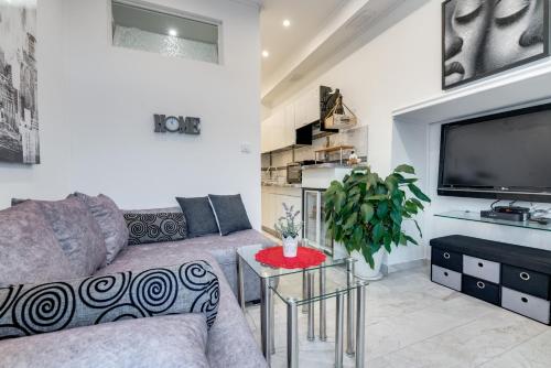 Apartments Coli app Ema & Antigona