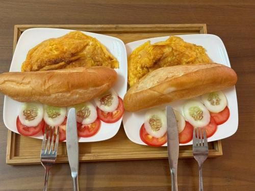 Đồ ăn tại/gần khách sạn căn hộ