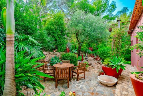 Taman di luar ARCOS 33 la Sella, Dénia