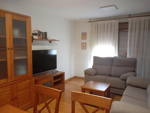 Μια τηλεόραση ή/και κέντρο ψυχαγωγίας στο 24B03 Apto espacioso en Cabrales