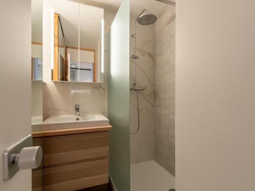 Ένα μπάνιο στο Studio rénové au cœur de Plagne Bellecôte, 4 pers, balcon, proche télécabine - FR-1-351-65