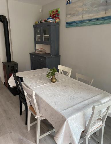 Dapur atau dapur kecil di Malania Vendégház