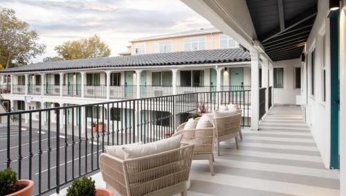 Balkón nebo terasa v ubytování Leland Hotel Palo Alto