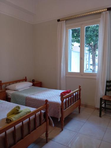 3 beds room with garden 5' from metro