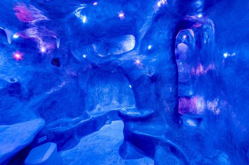 Gallery image of The Grotto - Unique Interactive Cave Experience in Spring City