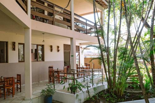 Taman di luar Pousada Casarão 2030