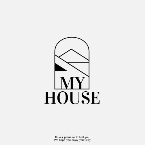 Open sale!! Seongsu-Kondae-Namsan tower-Jamsil Myhouseに飾ってある許可証、賞状、看板またはその他の書類