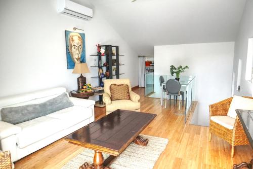 Χώρος καθιστικού στο Cupecoy Beach Club Condo