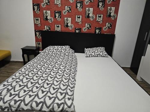 Cama o camas de una habitación en Central Class Bucharest