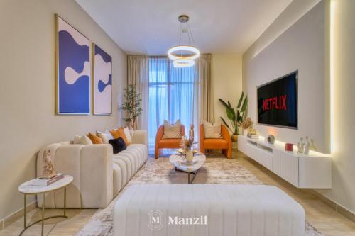 Manzil - 2BHK Apt in Business Bay with Iconic Burj Khalifa and Dubai Canal Views