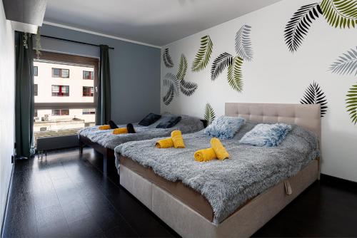 Penthouse Tiger Deluxe